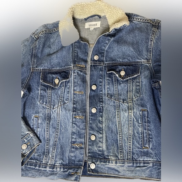 Victoria’s Secret PINK Unveil Jean Jacket size L - Picture 10 of 10